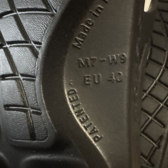 OOFOS OOriginal Recovery Sandal Unisex Men’s 7 Women’s 9 EU 40 BLACK  NWOT